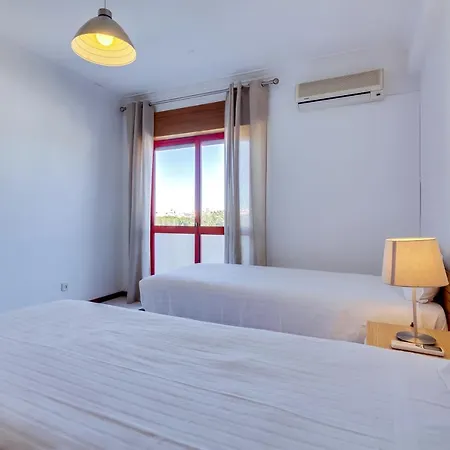 Daire Melvin Jones St. 2bedroom