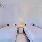 Melvin Jones St. 2bedroom 公寓 奎特里拉