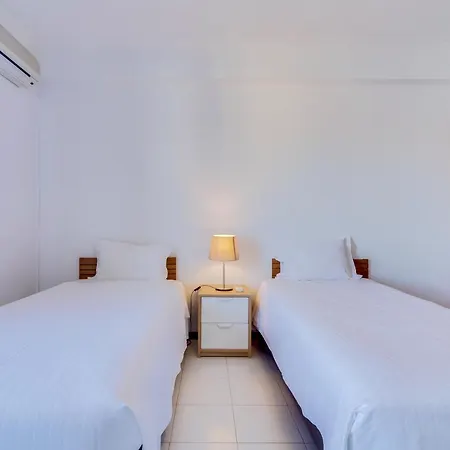 Melvin Jones St. 2bedroom Apartamento Quarteira