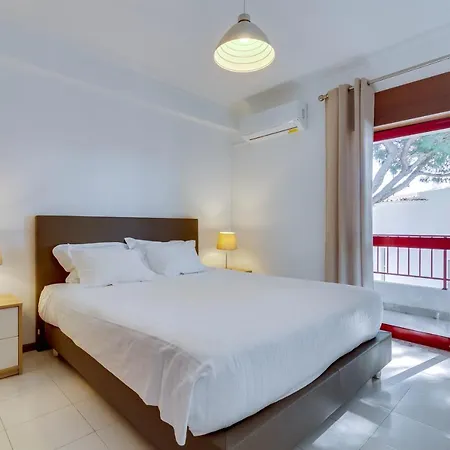 Melvin Jones St. 2bedroom * Quarteira